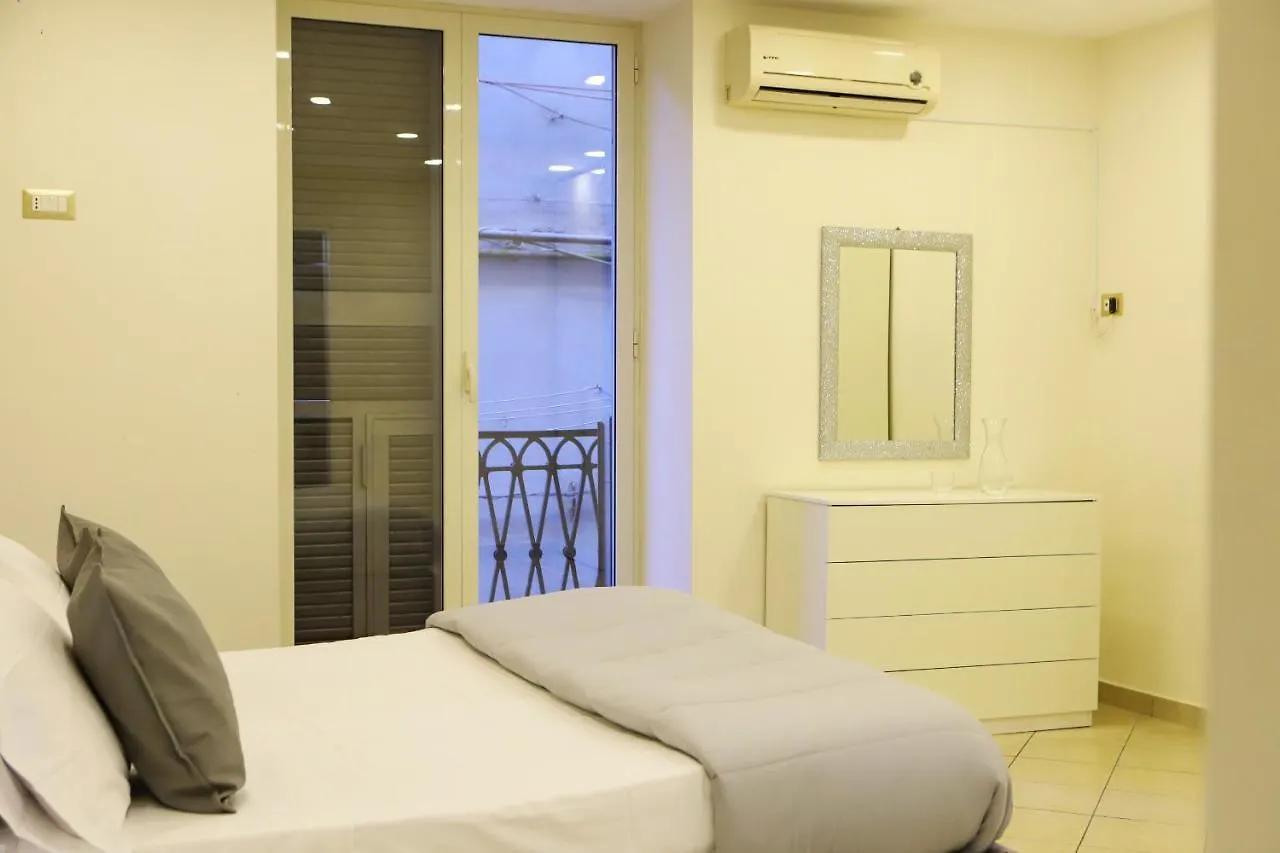 A Due Passi Dall'Orto Botanico Di Napoli By Wonderful Italy Apartment Italy